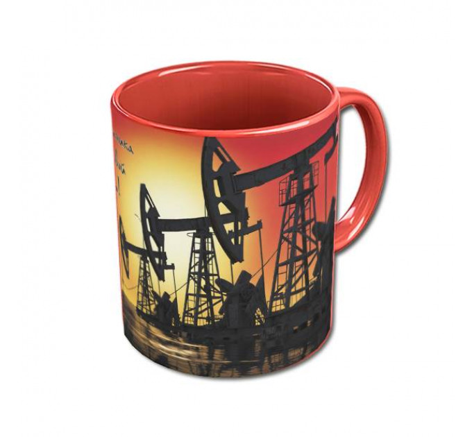 Кружка «День нефтяника» с нефтяными качалками – профессиональный подарок для работников нефтегазовой отрасли